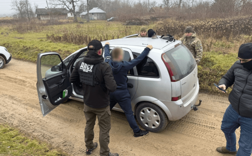 The scheme collapsed: A 20-year-old resident of Lviv set up a channel for smuggling men across the border.