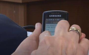 Back to buttons: Why teens are encouraged to swap smartphones for old-school cell phones.